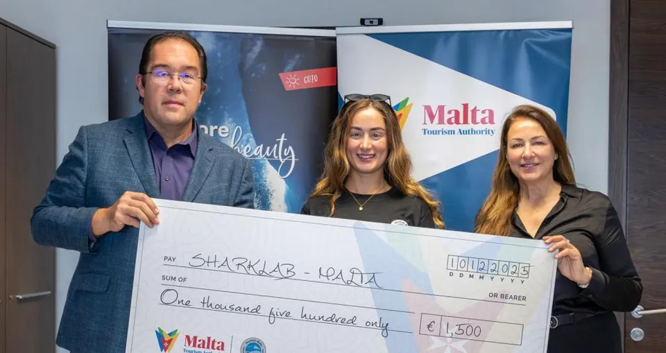 MTA Donates Diving Award Prize Money to Environmental NGOs